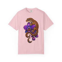 Tiger-Stripe Orchid Gecko Graphic Tee