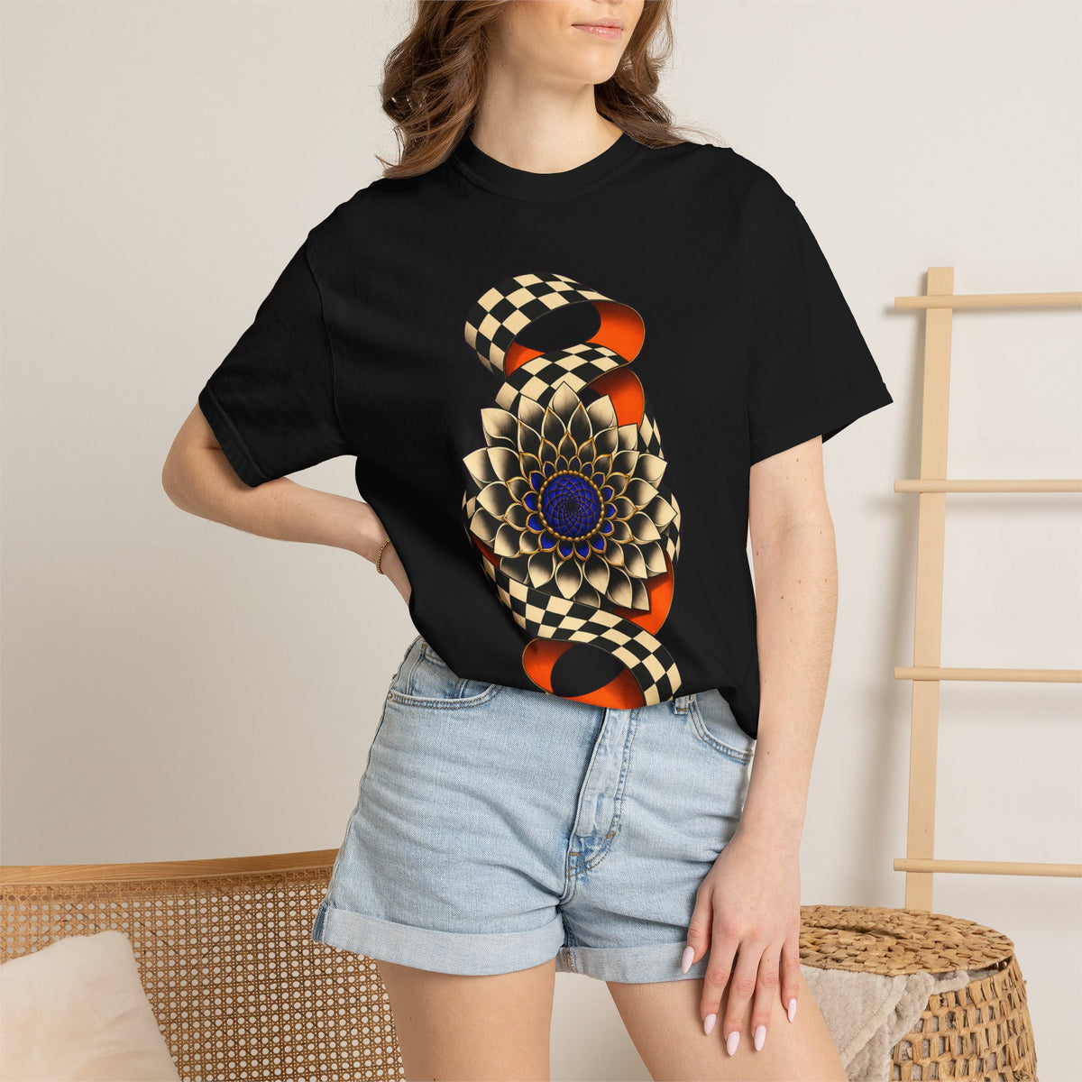 Checker Dahlia Möbius Graphic Tee