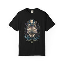 Gothic Beach Lyre Kraken Shell T-Shirt Graphic