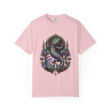 Alien Deco Salamander Idol T-Shirt Graphic
