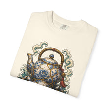 Kintsugi Teapot Guardian Crab T-Shirt Graphic