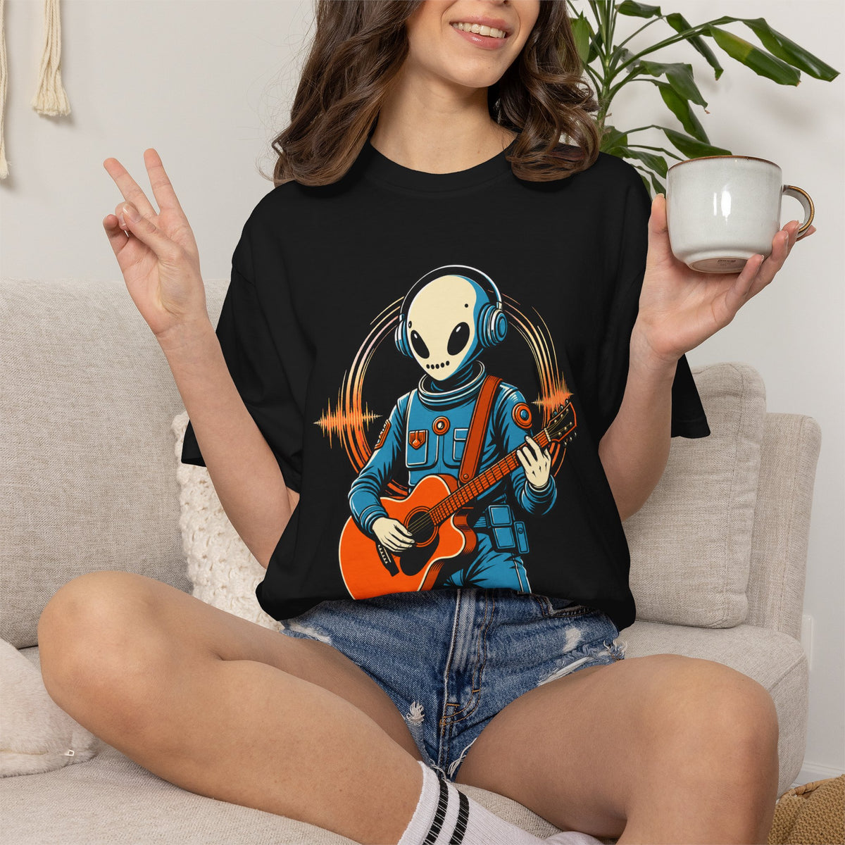 Alien Acoustic Session T-Shirt Graphic