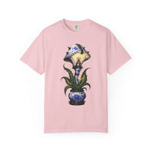 Punk Porcelain Cobra Lily Lamp Graphic Tee