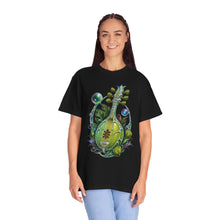 Aliencore Glass Breadfruit Lute T-Shirt Graphic