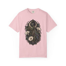 Gothic Moonflower Mantis T-Shirt Graphic