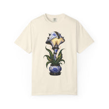 Punk Porcelain Cobra Lily Lamp Graphic Tee